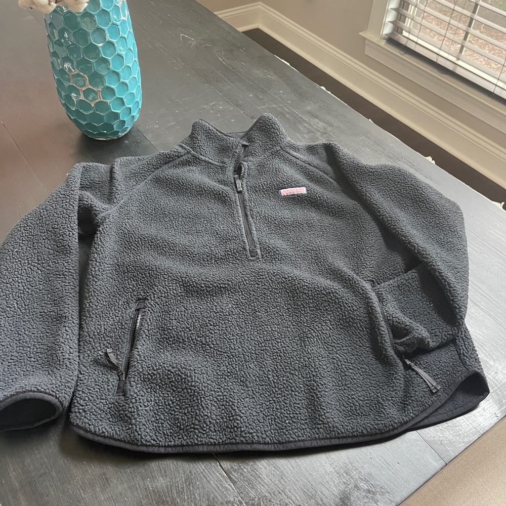 Vineyard Vines black Charcoal Fleece Pullover women medium